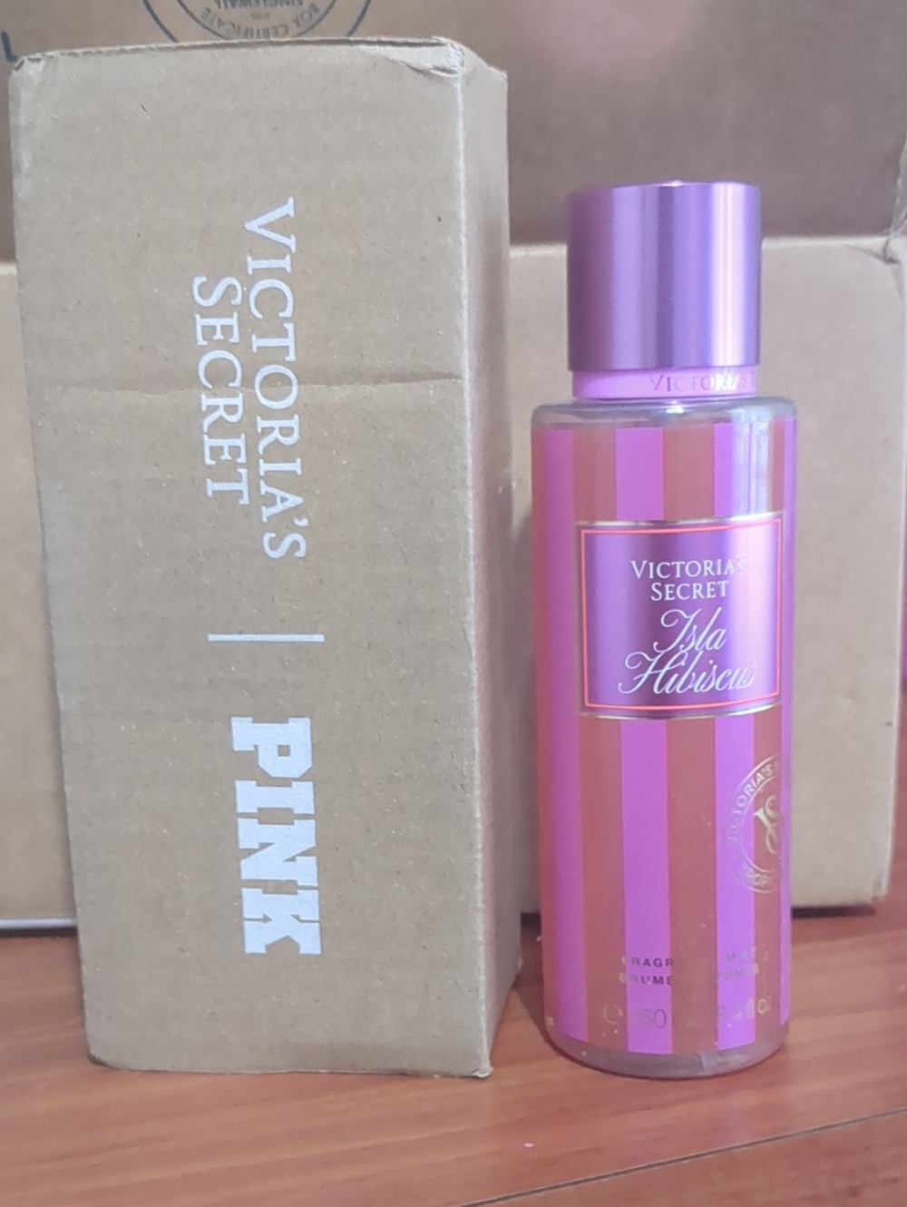 New Victoria's Secret PINK Isla Hibiscus fragrance mist  8.4 oz